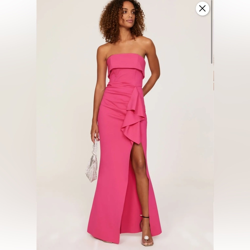 ELLIATT Across Gown Pink Medium